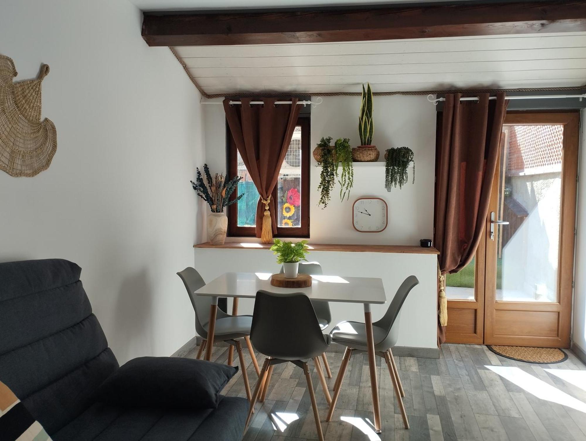 Апартаменты Au Pied Des Remparts 10 Rue Saint Jean Вильфранш-де-Конфлан Экстерьер фото